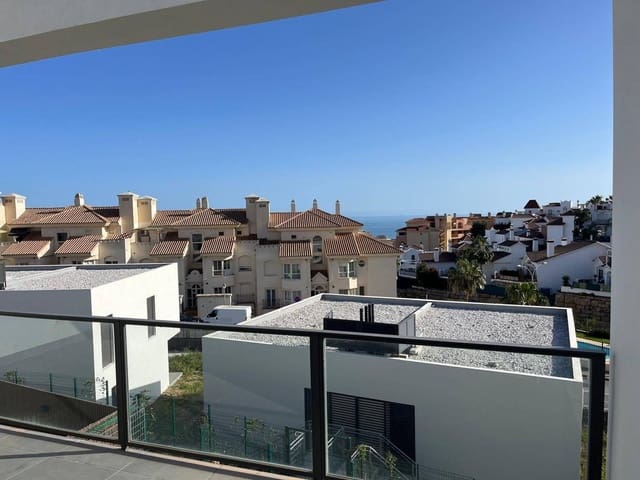 3 chambre Villa/Maison Semi-Mitoyenne à vendre à Riviera del Sol, Mijas - 599 000 € (Ref: 9823450)