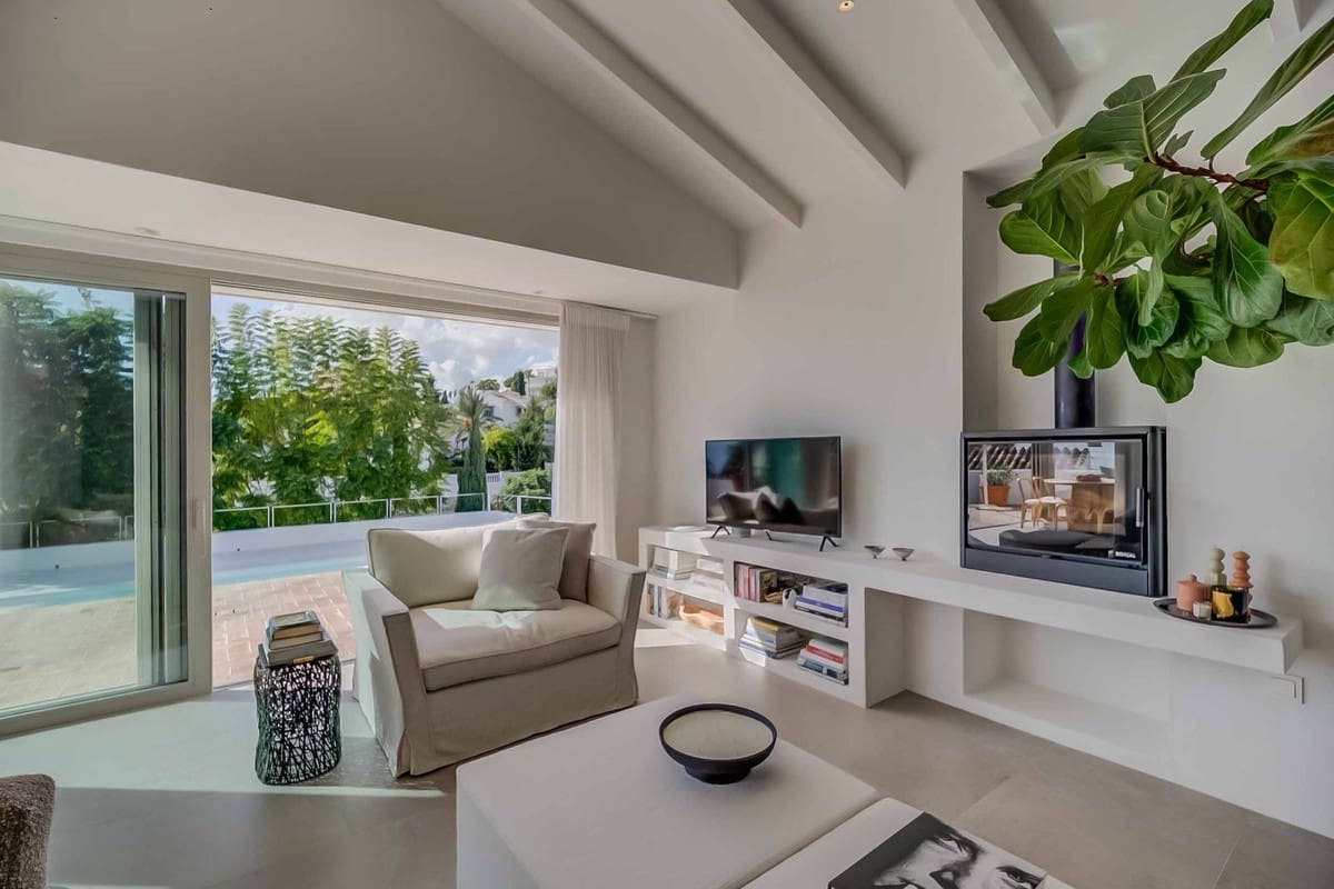 4 soveværelse Villa til salg i Benalmadena med swimmingpool - € 1.455.000 (Ref: 9823457)