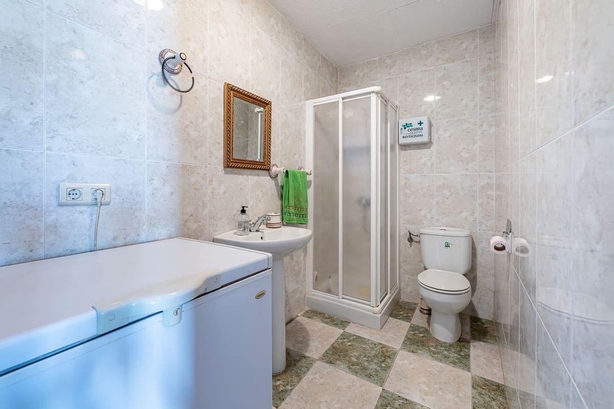 4 soveværelse Byhus til salg i Benalmadena med garage - € 630.000 (Ref: 9823458)