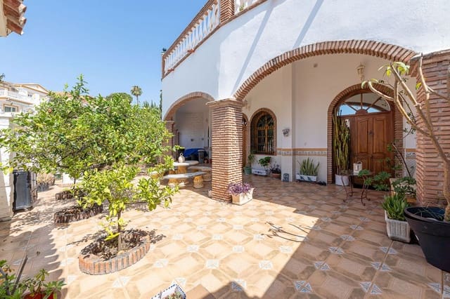4 soveværelse Byhus til salg i Montealto - Monterrey, Benalmádena med garage - € 630.000 (Ref: 9823458)