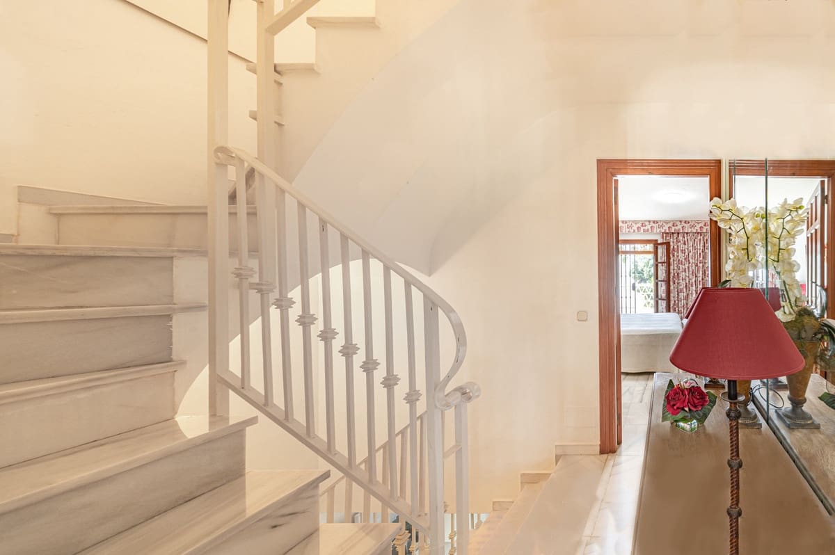 3 soverom Hus til salgs i Golden Mile med svømmebasseng - € 680 000 (Ref: 9823459)