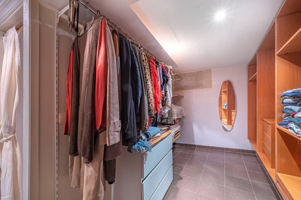 3 bedroom Townhouse for sale in Golden Mile with pool - € 680,000 (Ref: 9823459)