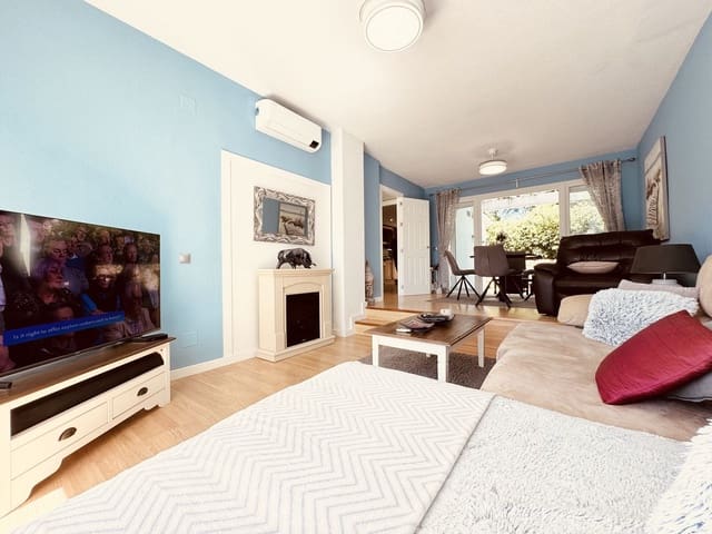 4 quarto Casa em Banda para venda em La Duquesa / Puerto de la Duquesa, Manilva com piscina garagem - 460 000 € (Ref: 9823460)
