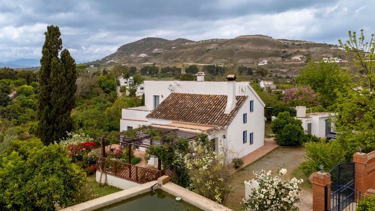 3 Zimmer Finca/Landgut zu verkaufen in Alhaurin el Grande - 495.000 € (Ref: 9823463)