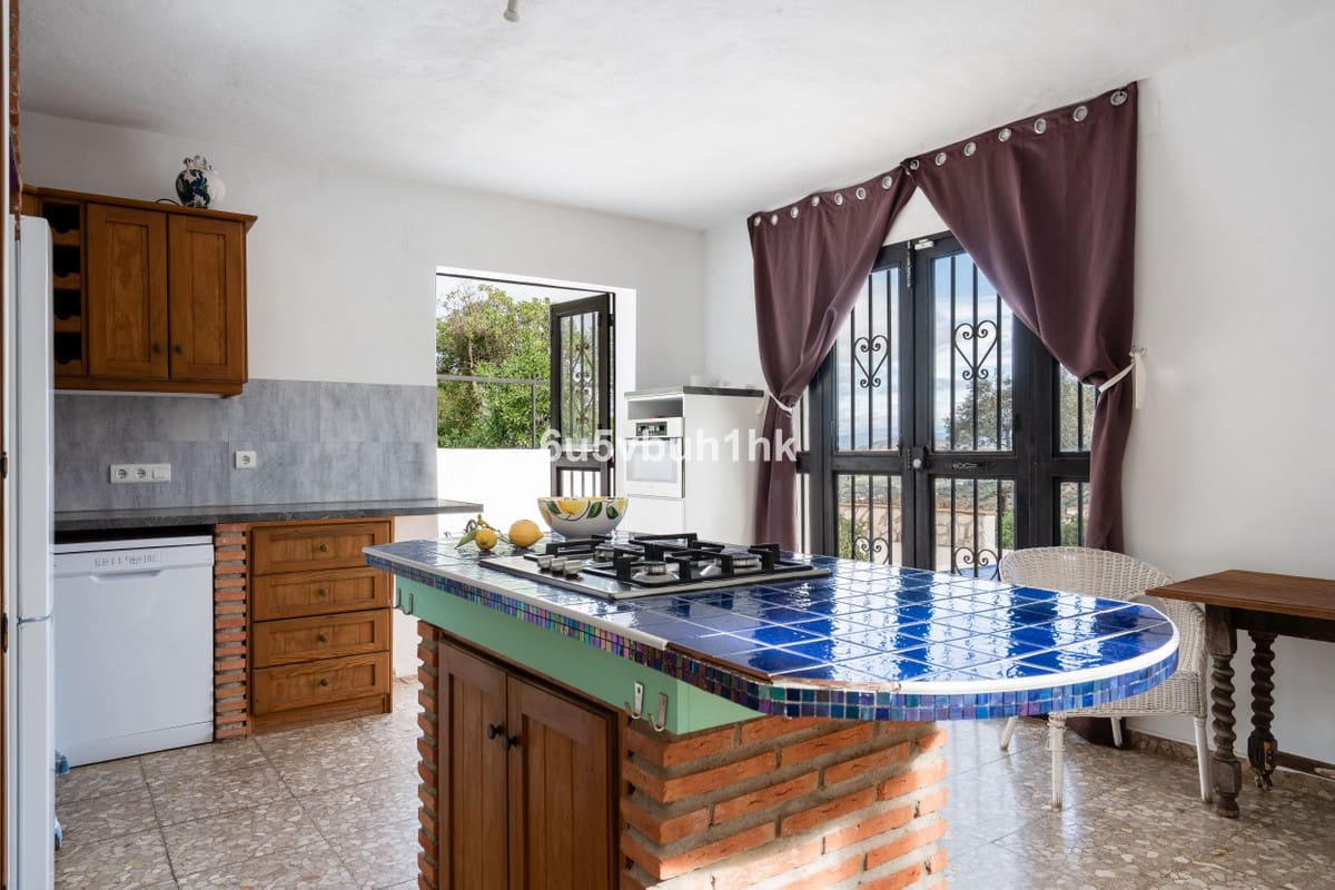 3 Zimmer Finca/Landgut zu verkaufen in Alhaurin el Grande mit Pool - 460.000 € (Ref: 9823464)