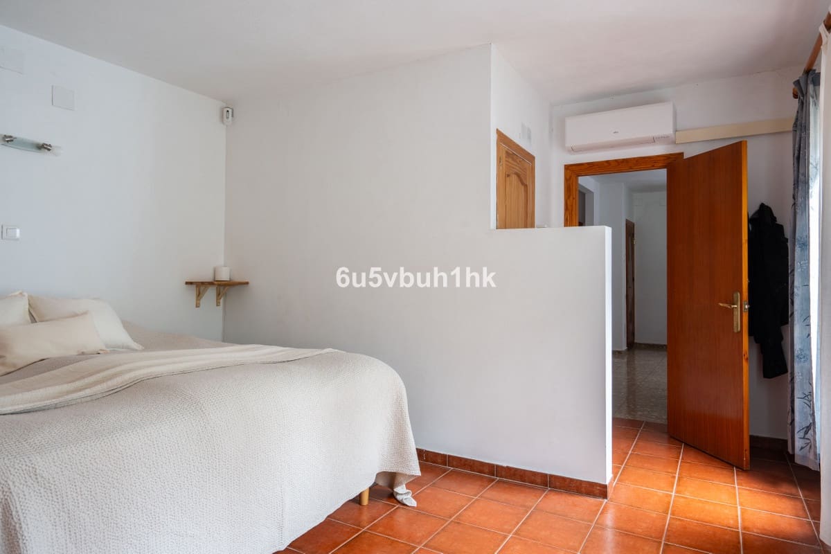 3 Zimmer Finca/Landgut zu verkaufen in Alhaurin el Grande mit Pool - 460.000 € (Ref: 9823464)