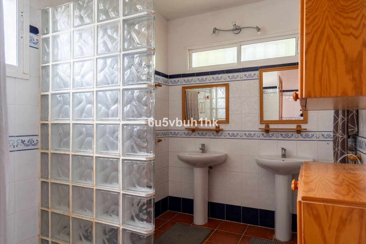 3 Zimmer Finca/Landgut zu verkaufen in Alhaurin el Grande mit Pool - 460.000 € (Ref: 9823464)