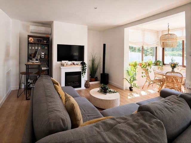 3 bedroom Finca/Country House for sale in Manilva Pueblo, Manilva with pool - € 430,000 (Ref: 9823465)