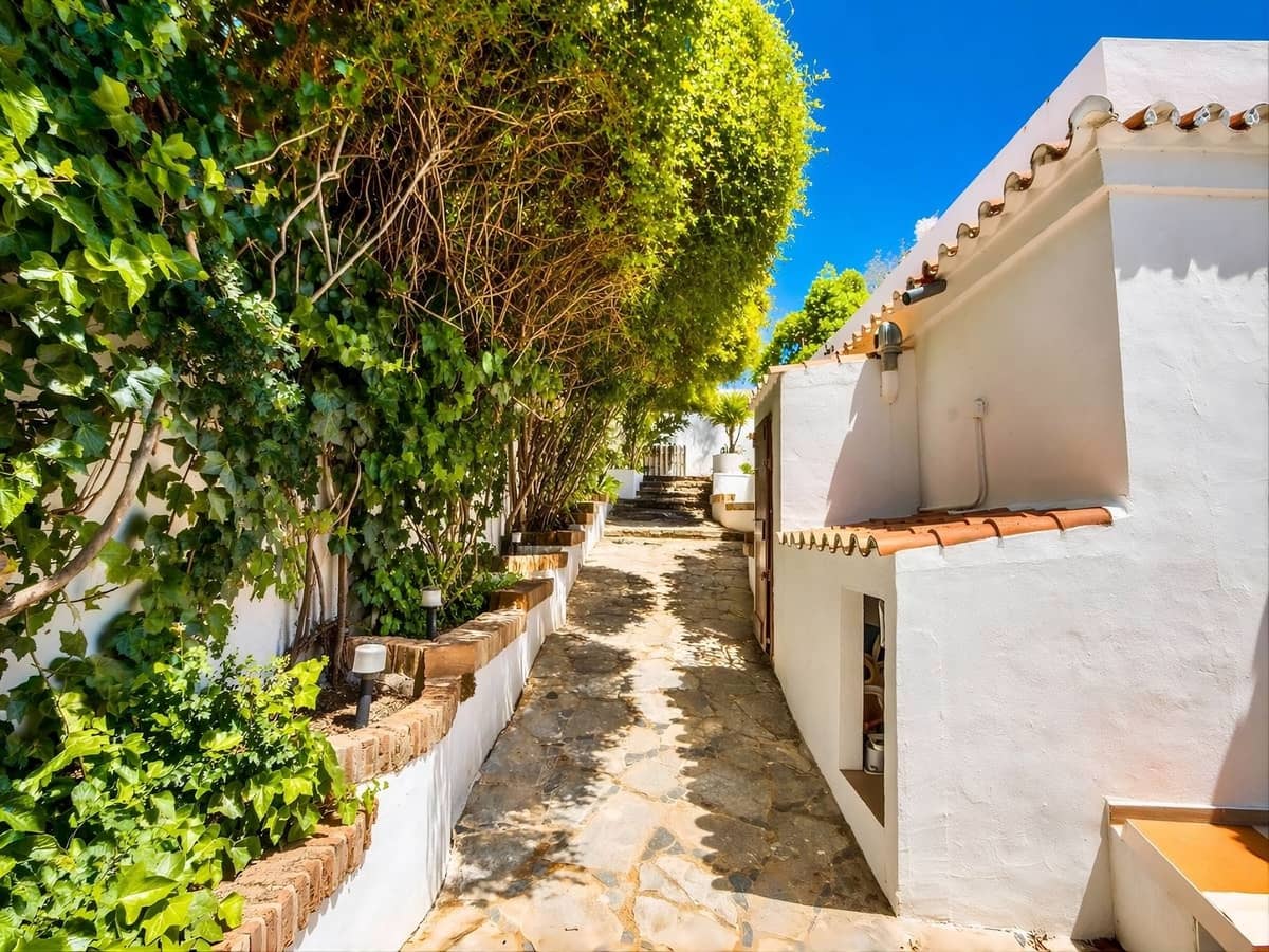 3 bedroom Finca/Country House for sale in Manilva with pool - € 430,000 (Ref: 9823465)