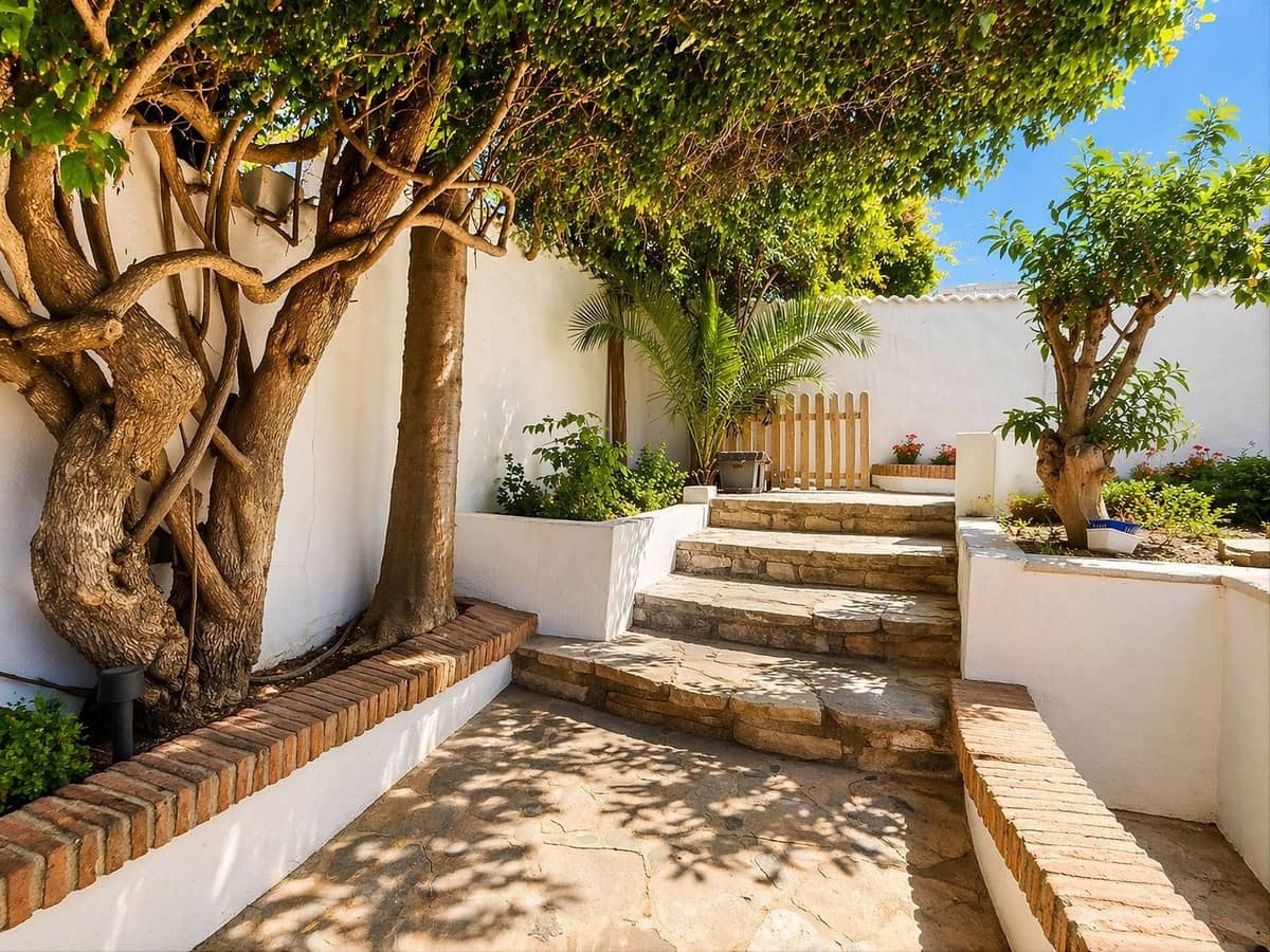 3 bedroom Finca/Country House for sale in Manilva with pool - € 430,000 (Ref: 9823465)
