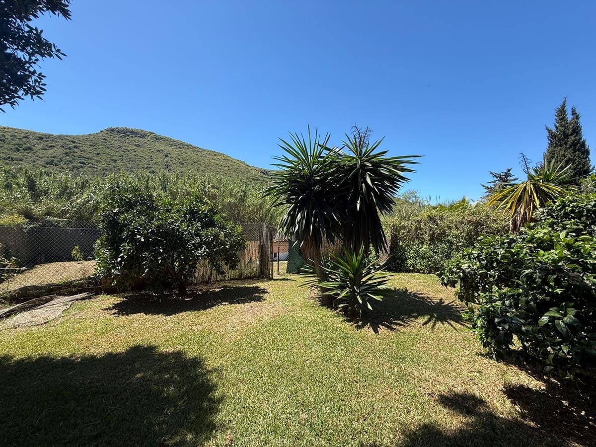 3 bedroom Finca/Country House for sale in Manilva with pool - € 430,000 (Ref: 9823465)