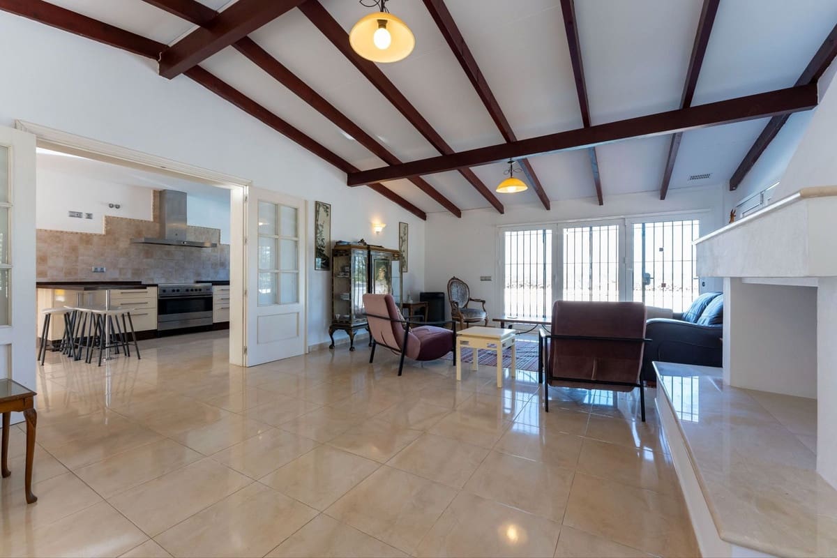 9 bedroom Finca/Country House for sale in Alhaurin el Grande with pool - € 995,000 (Ref: 9823467)