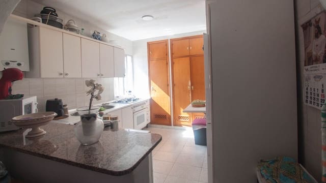 3 makuuhuone Maalaistalo myytävänä paikassa Centro, Estepona mukana uima-altaan - 475 000 € (Ref: 9823469)