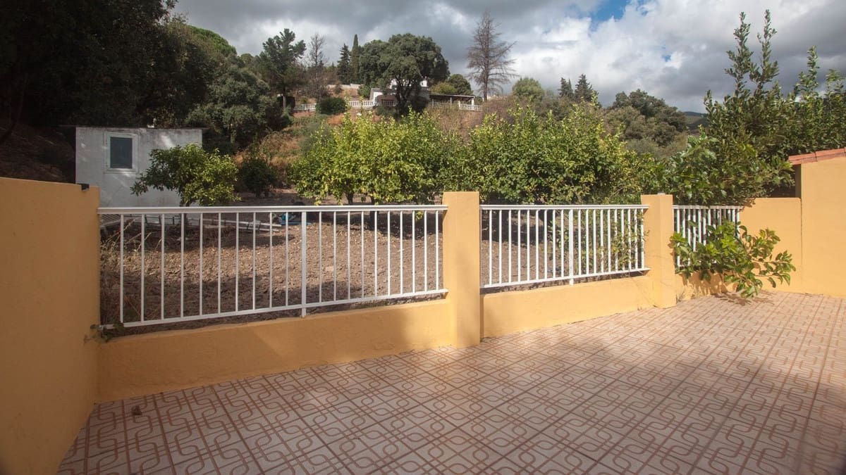3 soverom Finca/Herregård til salgs i Estepona med svømmebasseng - € 475 000 (Ref: 9823469)