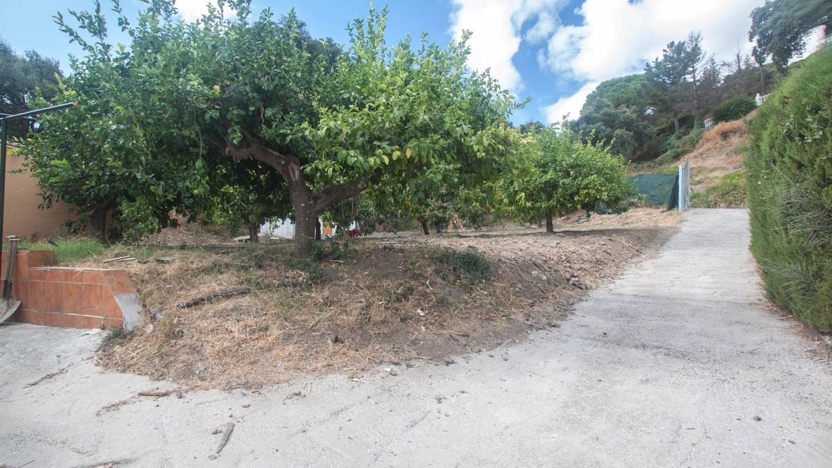 3 soverom Finca/Herregård til salgs i Estepona med svømmebasseng - € 475 000 (Ref: 9823469)