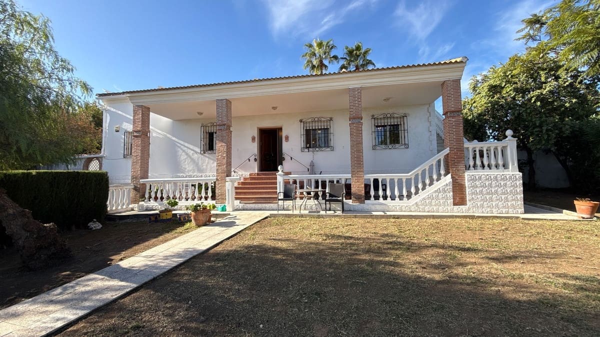 6 sypialnia Finka/Dom wiejski na sprzedaż w Alhaurin de la Torre z basenem garażem - 595 000 € (Ref: 9823470)