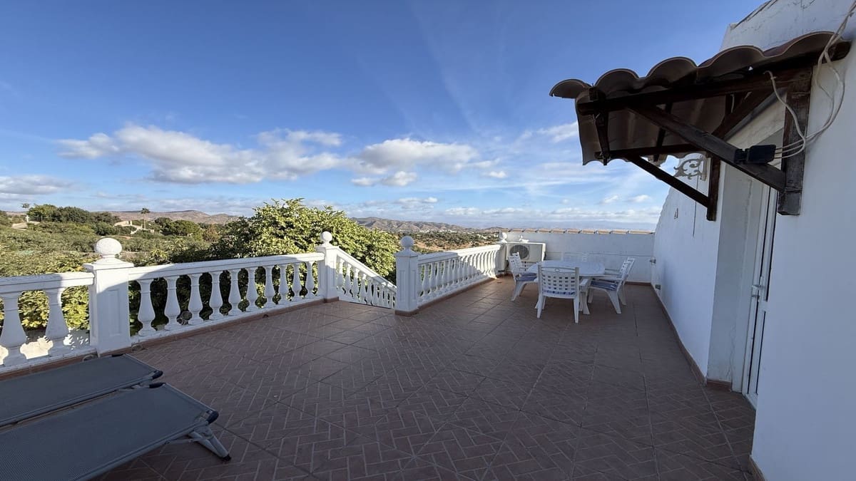 6 sypialnia Finka/Dom wiejski na sprzedaż w Alhaurin de la Torre z basenem garażem - 595 000 € (Ref: 9823470)