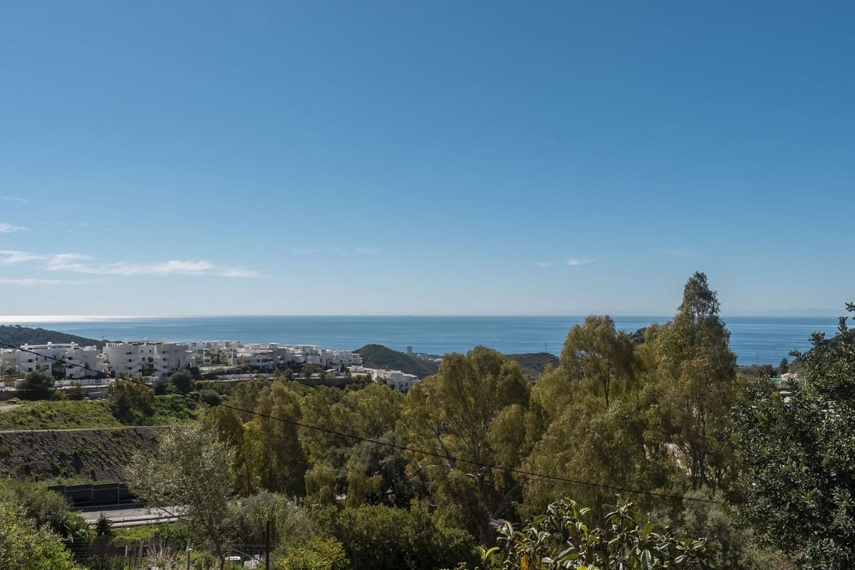 2 sovrum Finca/Hus på landet till salu i Ojen med pool - 495 000 € (Ref: 9823471)