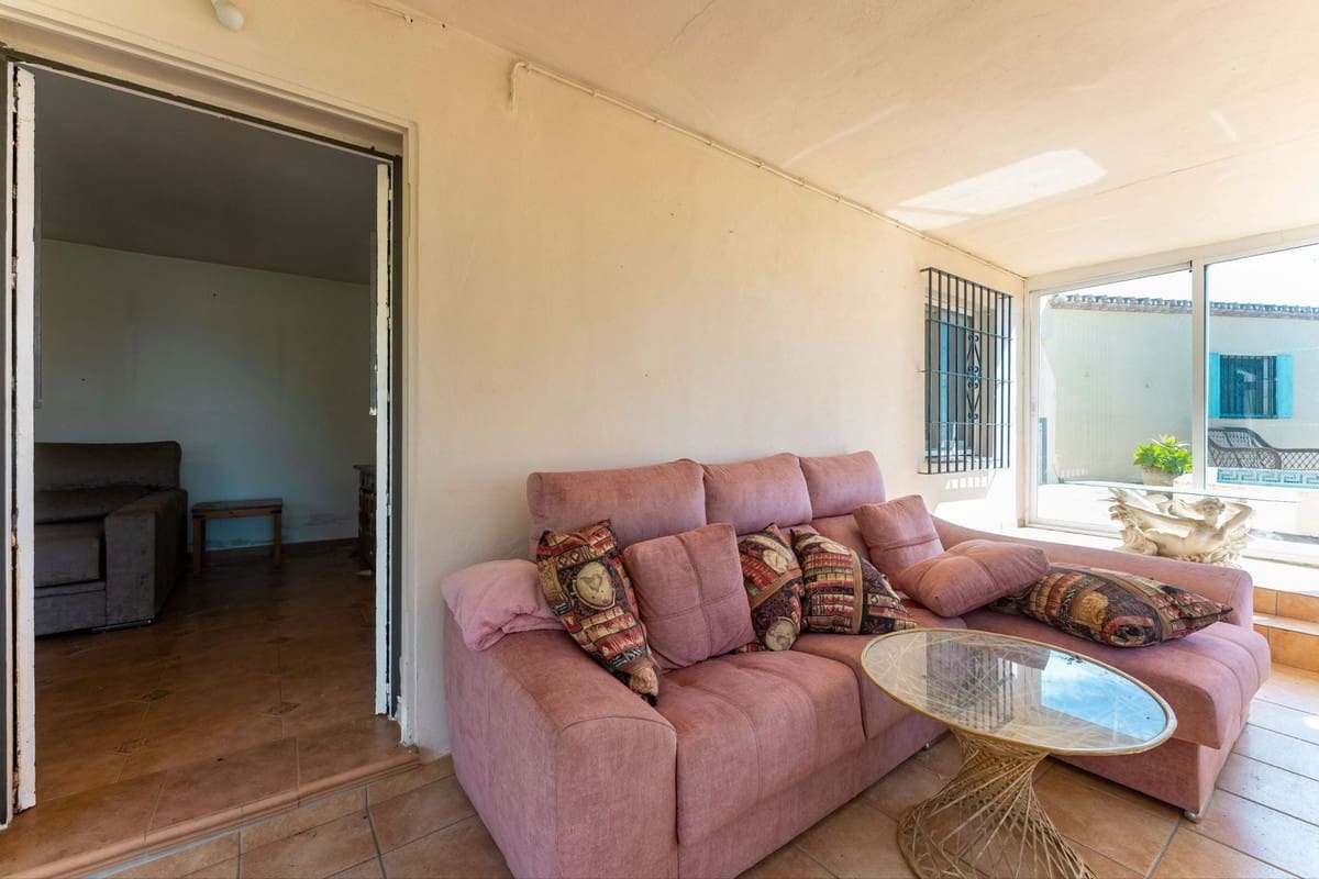 2 sovrum Finca/Hus på landet till salu i Ojen med pool - 495 000 € (Ref: 9823471)