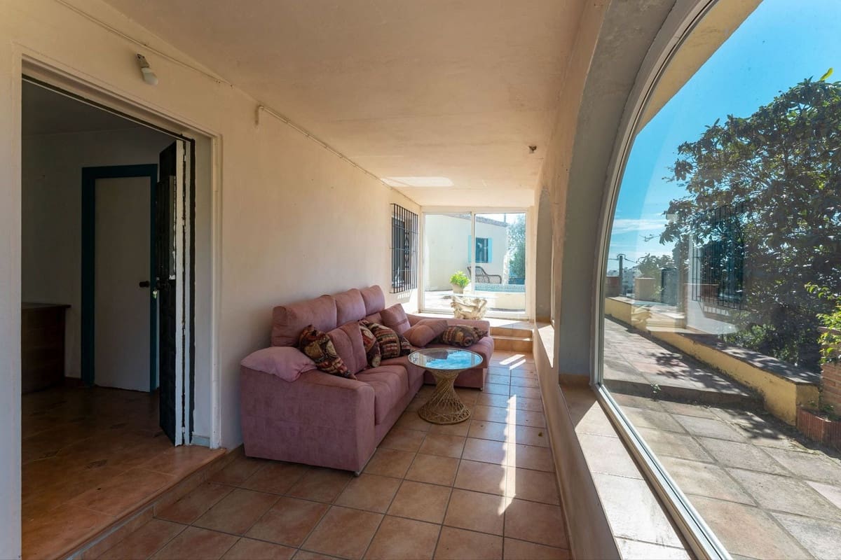 2 sovrum Finca/Hus på landet till salu i Ojen med pool - 495 000 € (Ref: 9823471)
