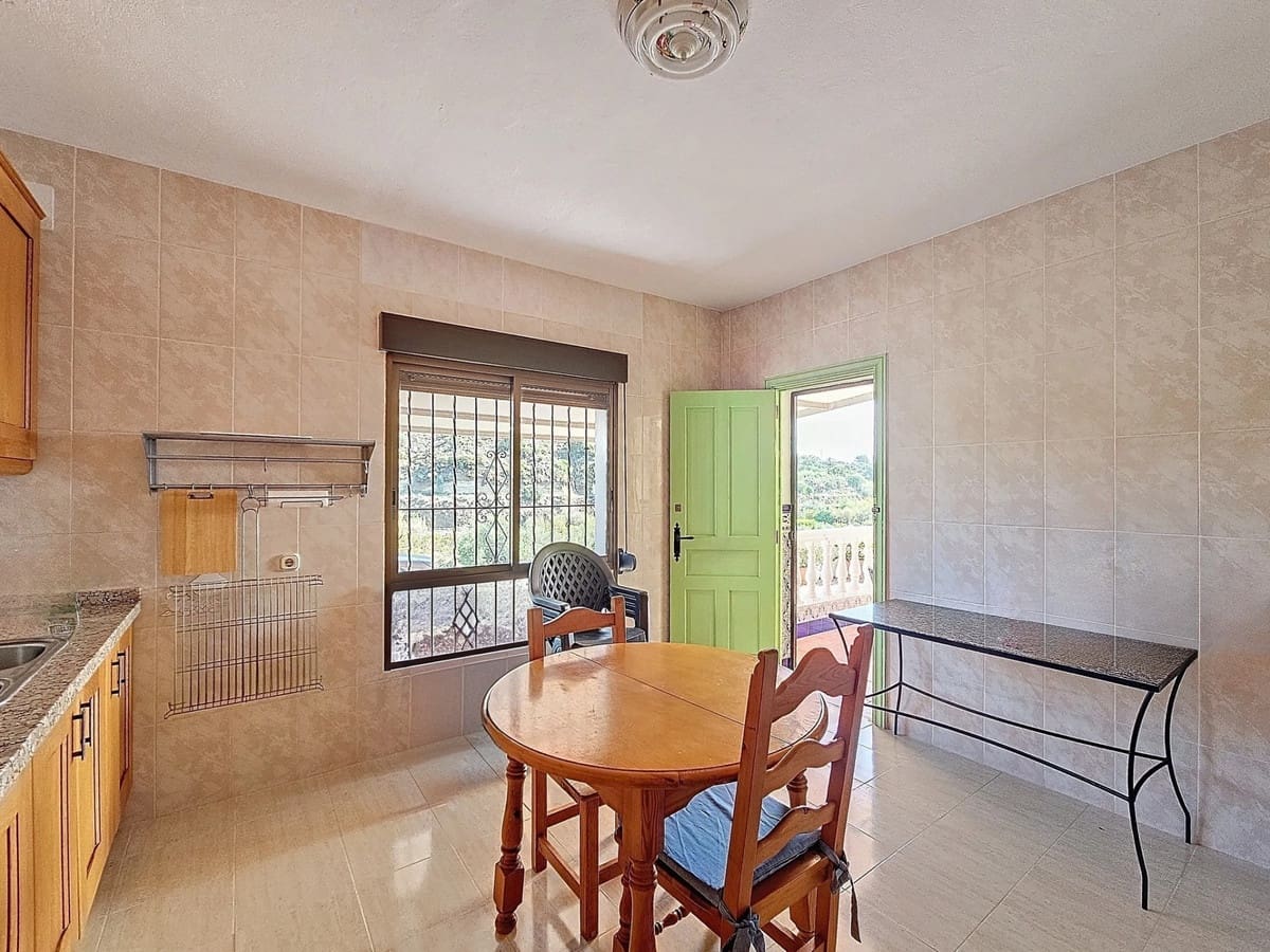 3 soverom Finca/Herregård til salgs i El Padron - € 490 000 (Ref: 9823472)
