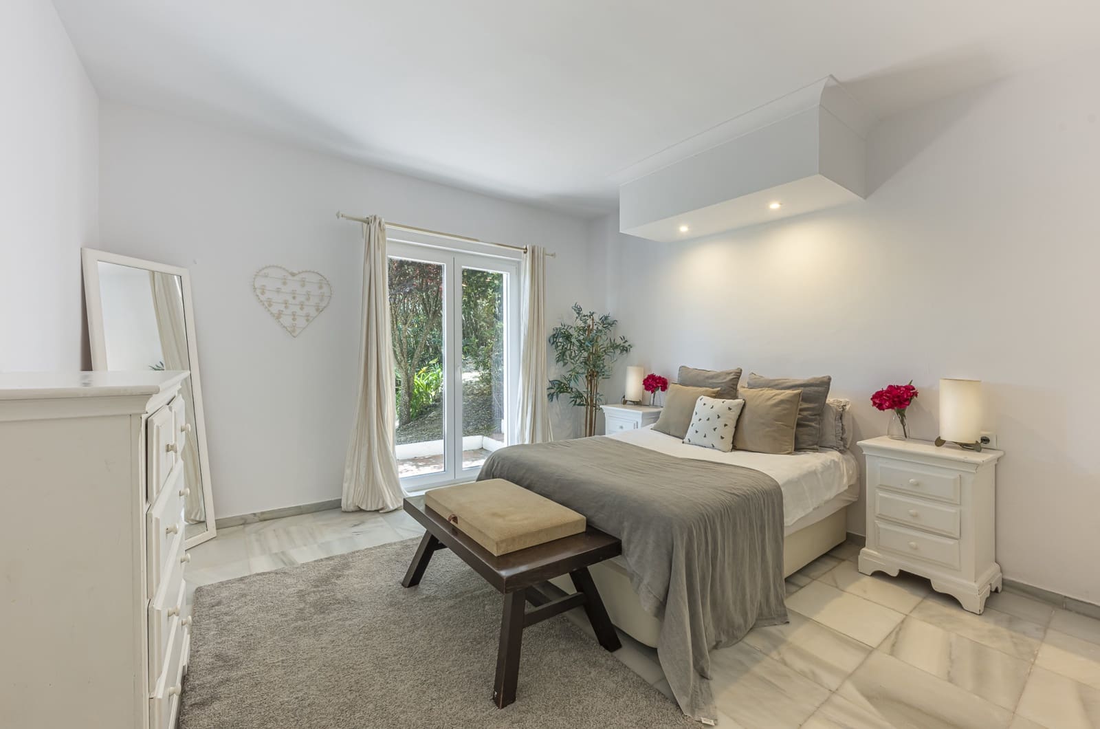 6 chambre Villa/Maison à vendre à Sotogrande avec piscine - 1 850 000 € (Ref: 9824972)