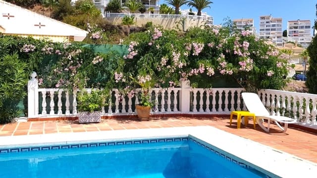 3 Zimmer Villa zu verkaufen in Riviera del Sol, Mijas mit Pool - 950.000 € (Ref: 9824974)