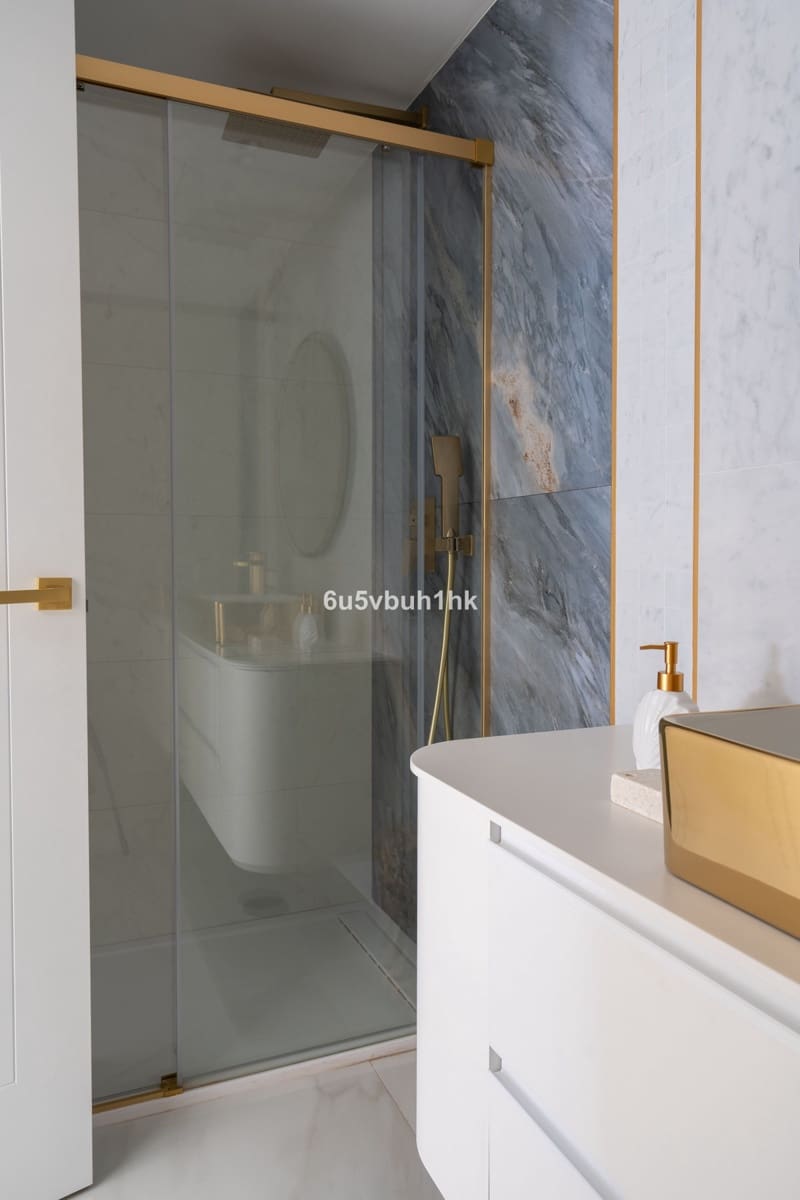 Casa de 4 habitaciones en La Mairena en venta con piscina - 850.000 € (Ref: 9824976)