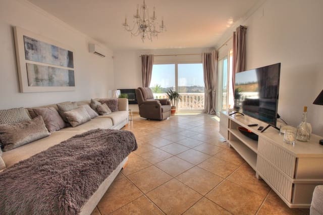 4 camera da letto Villa in vendita in La Cala de Mijas, Mijas con piscina garage - 945.000 € (Rif: 9824984)