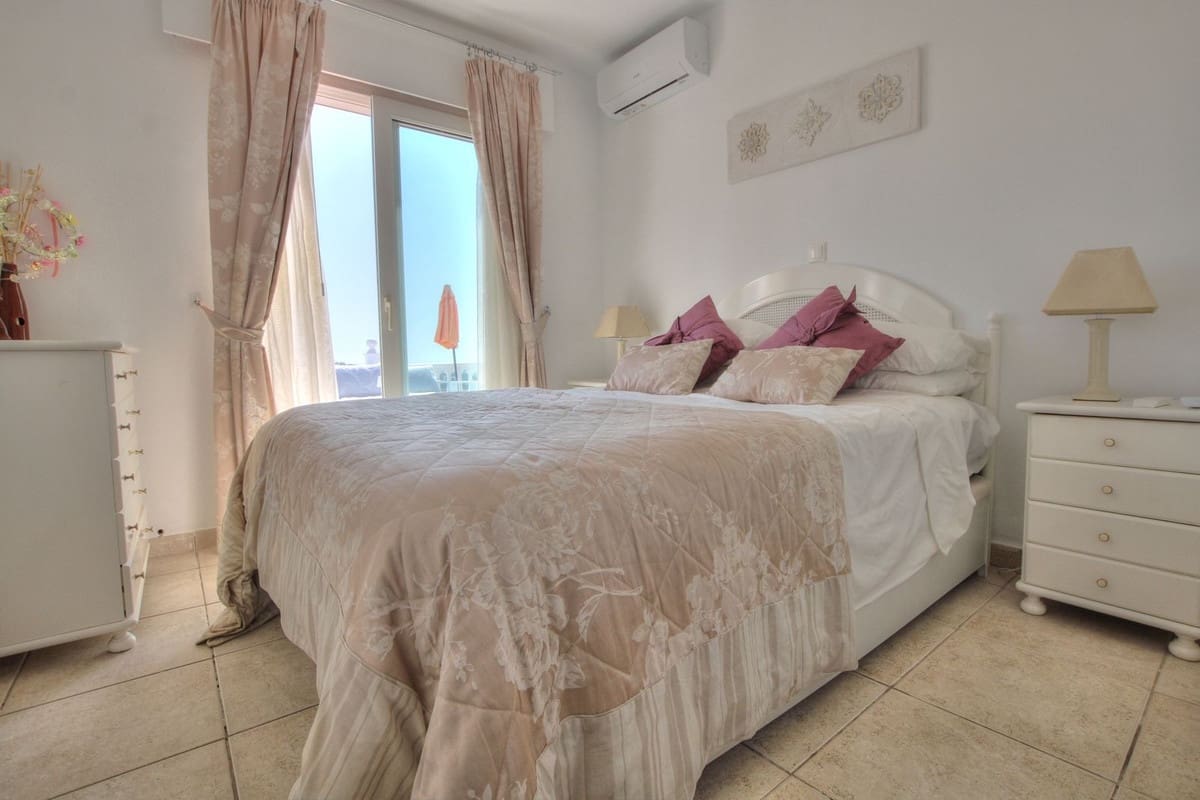 4 camera da letto Villa in vendita in La Cala de Mijas con piscina garage - 945.000 € (Rif: 9824984)
