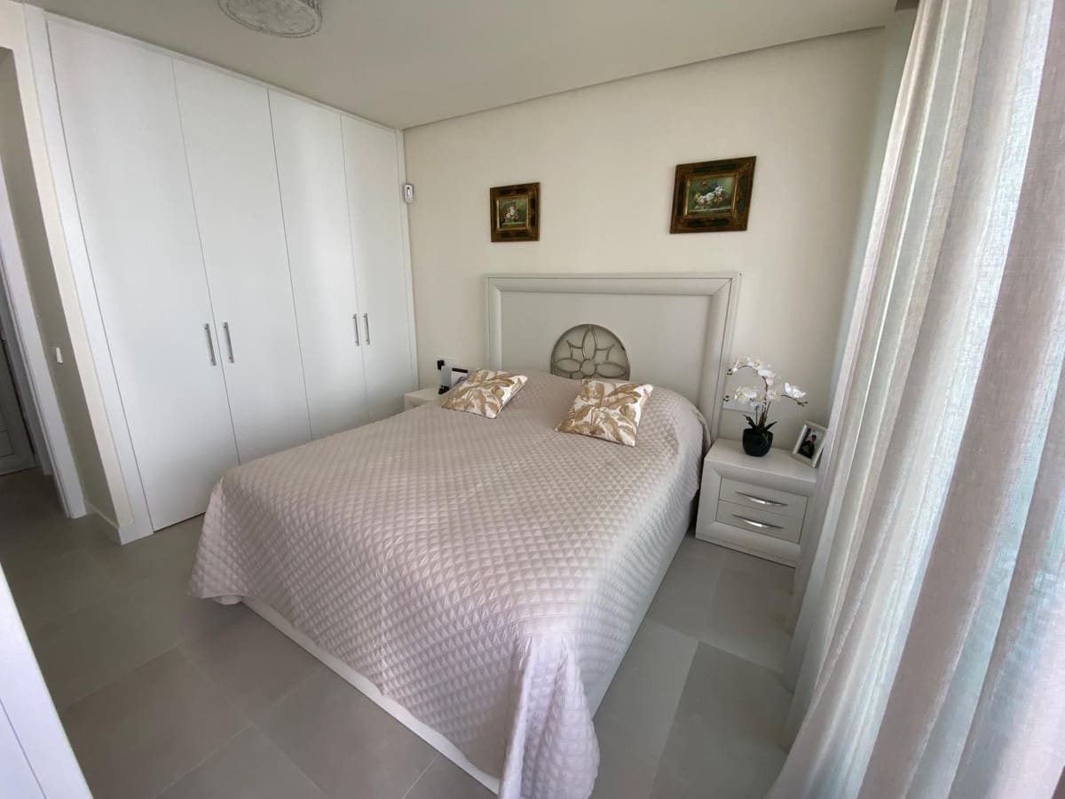 3 bedroom Townhouse for sale in Sotogrande with pool garage - € 845,000 (Ref: 9824987)