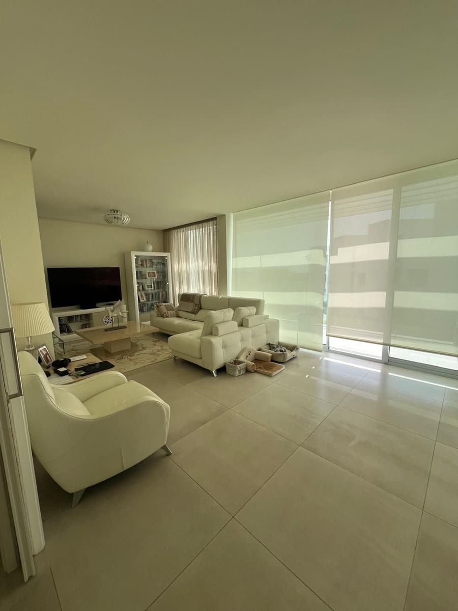3 bedroom Townhouse for sale in Sotogrande with pool garage - € 845,000 (Ref: 9824987)