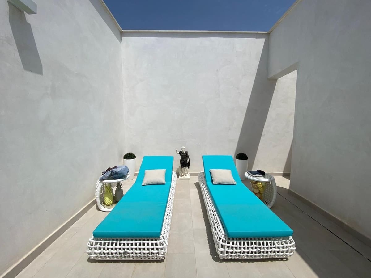 3 bedroom Townhouse for sale in Sotogrande with pool garage - € 845,000 (Ref: 9824987)