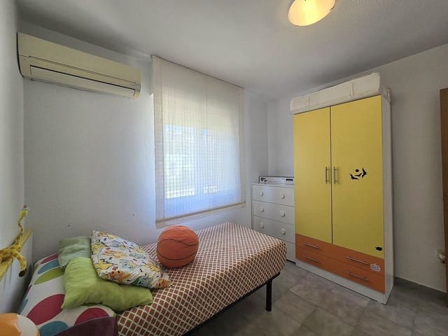 Pareado de 4 habitaciones en Torremolinos en venta con piscina - 550.000 € (Ref: 9824990)