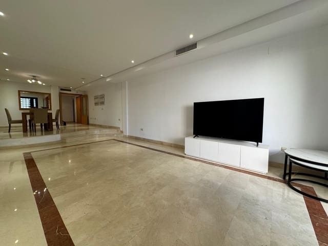 2 chambre Appartement à vendre à Puerto Banus, Marbella avec piscine - 760 000 € (Ref: 9826672)