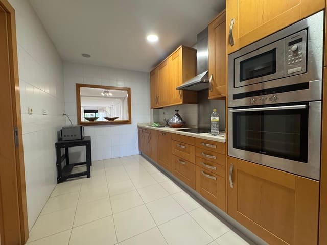 2 chambre Appartement à vendre à Puerto Banus, Marbella avec piscine - 760 000 € (Ref: 9826672)