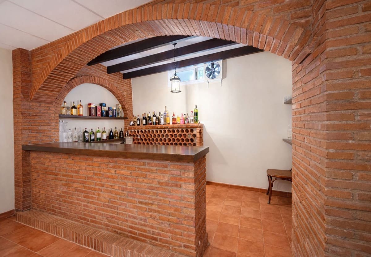 5 camera da letto Casa in vendita in San Pedro de Alcantara con piscina - 945.000 € (Rif: 9827167)
