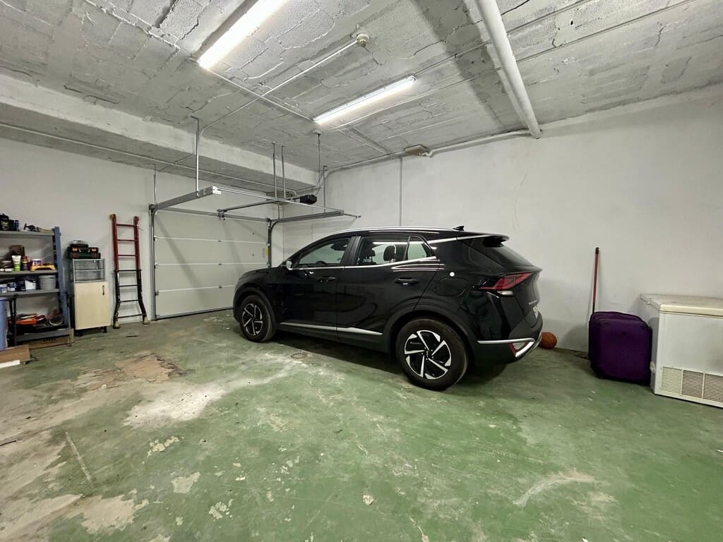 4 soveværelse Semi-Rækkehus til salg i New Golden Mile med swimmingpool garage - € 549.000 (Ref: 9831244)