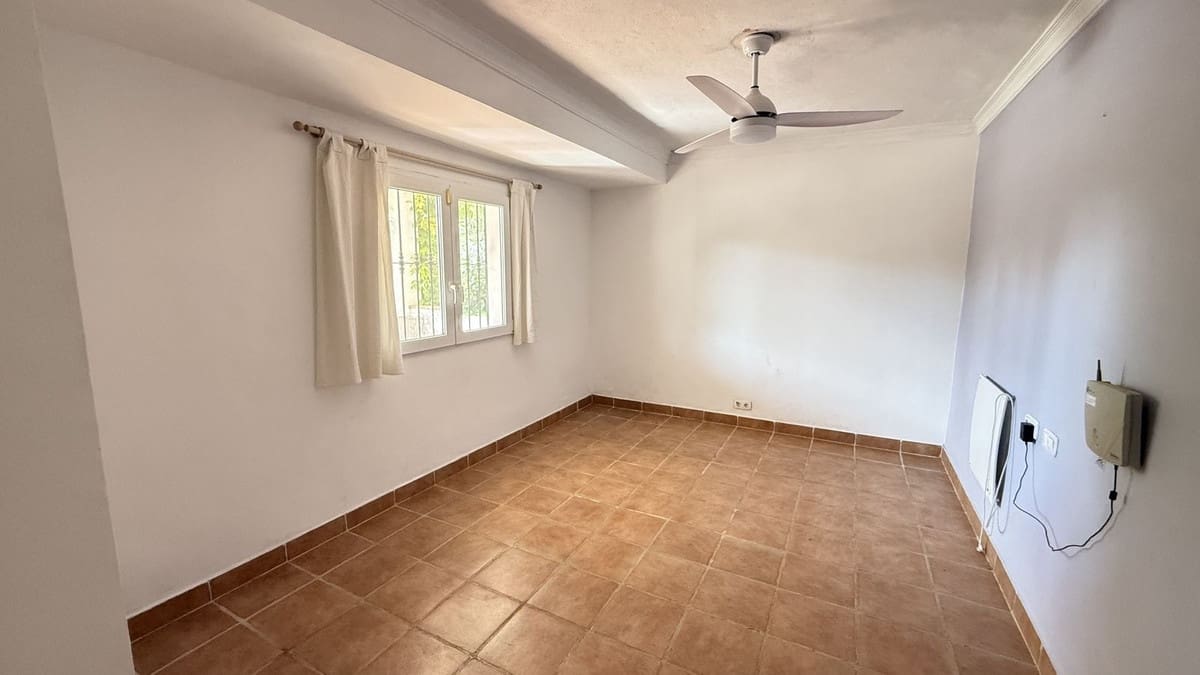 3 bedroom Finca/Country House for sale in Alhaurin el Grande with pool - € 475,000 (Ref: 9831249)