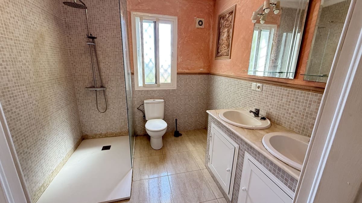 3 bedroom Finca/Country House for sale in Alhaurin el Grande with pool - € 475,000 (Ref: 9831249)