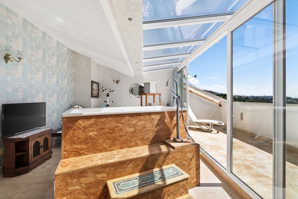 4 slaapkamer Huis te koop in Calahonda met zwembad - € 537.000 (Ref: 9832340)