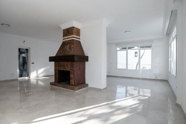 4 chambre Villa/Maison à vendre à La Dama de Noche - La Alzambra, Marbella avec piscine - 2 850 000 € (Ref: 9832343)