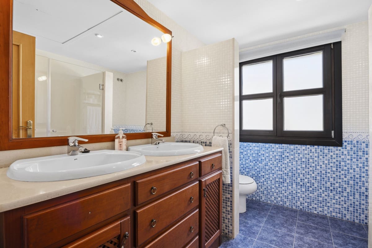 5 camera da letto Villa in vendita in Guadalmina con piscina - 1.350.000 € (Rif: 9832345)