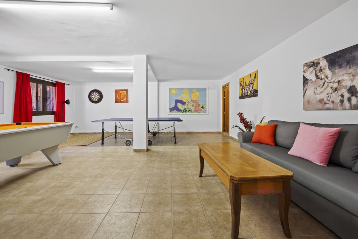 5 camera da letto Villa in vendita in Guadalmina con piscina - 1.350.000 € (Rif: 9832345)
