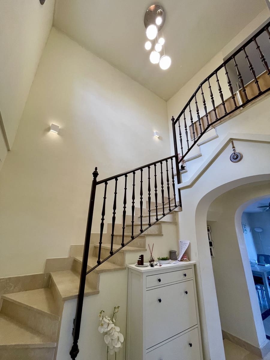 3 Zimmer Haus zu verkaufen in Estepona mit Pool Garage - 499.950 € (Ref: 9832348)