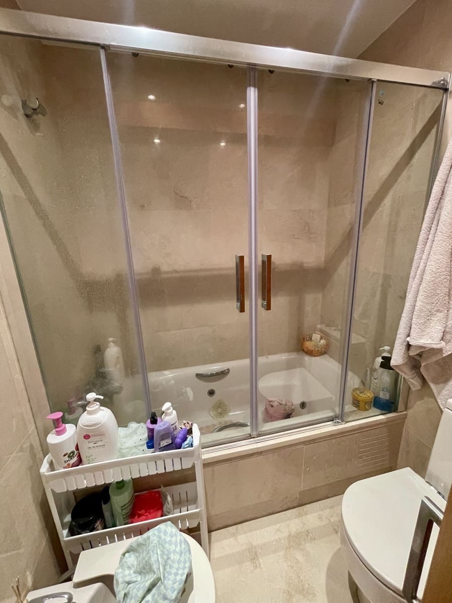 3 Zimmer Haus zu verkaufen in Estepona mit Pool Garage - 499.950 € (Ref: 9832348)