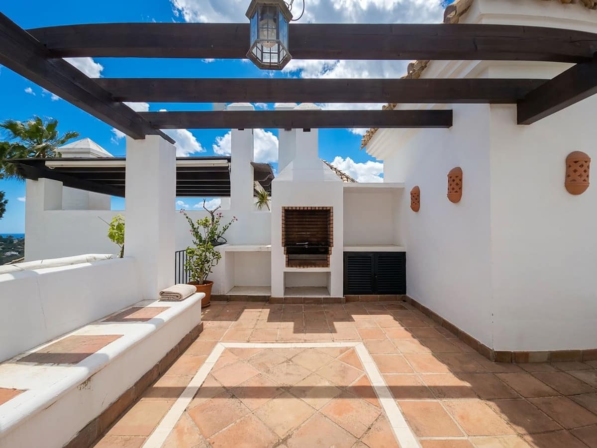 2 Zimmer Haus zu verkaufen in Benahavis mit Pool - 795.000 € (Ref: 9832349)
