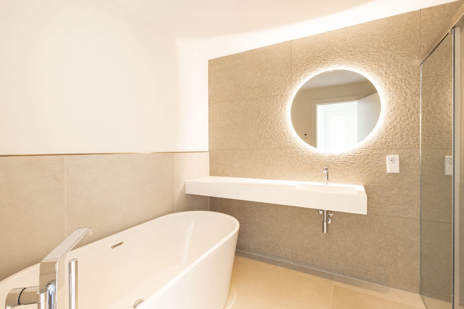 3 slaapkamer Halfvrijstaande villa te koop in San Pedro de Alcantara met zwembad - € 1.325.000 (Ref: 9836477)