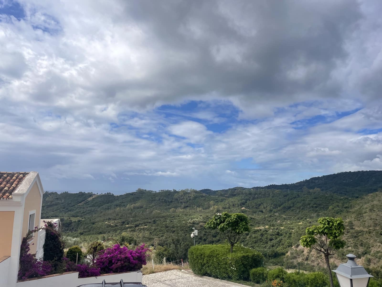 4 sypialnia Dom na sprzedaż w Benahavis z basenem - 749 500 € (Ref: 9836478)
