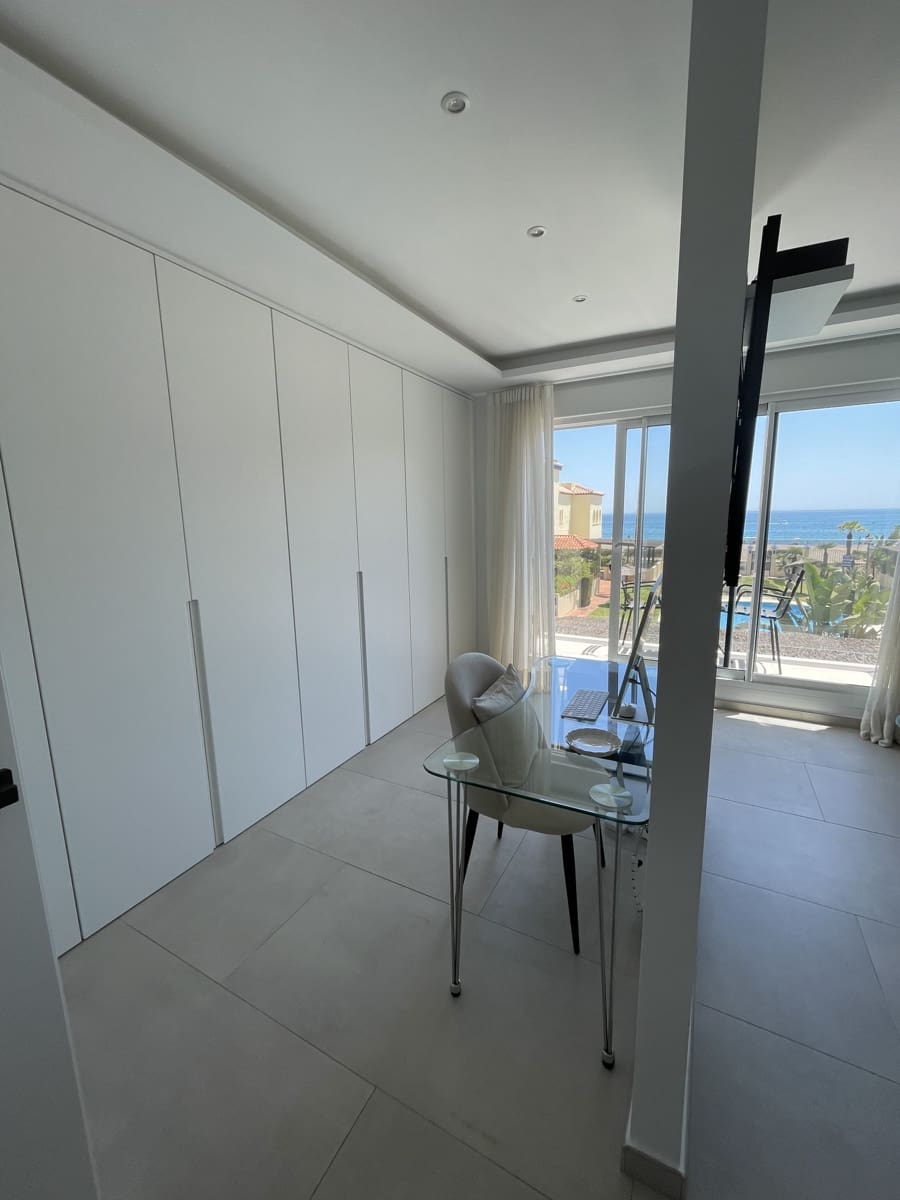 3 soveværelse Byhus til salg i Casares med swimmingpool - € 950.000 (Ref: 9836479)